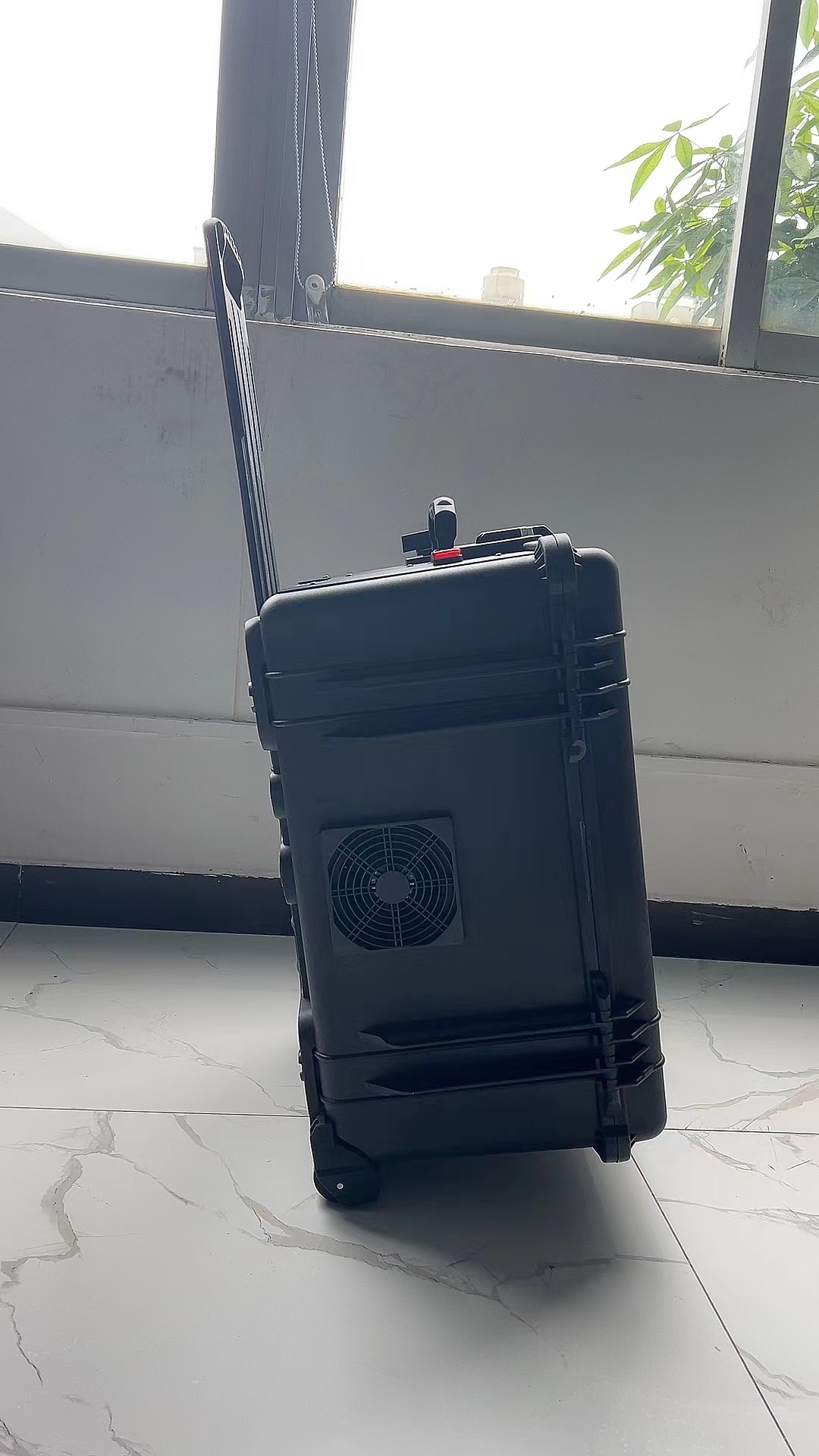 黄州手拉箱型移动通信干扰器